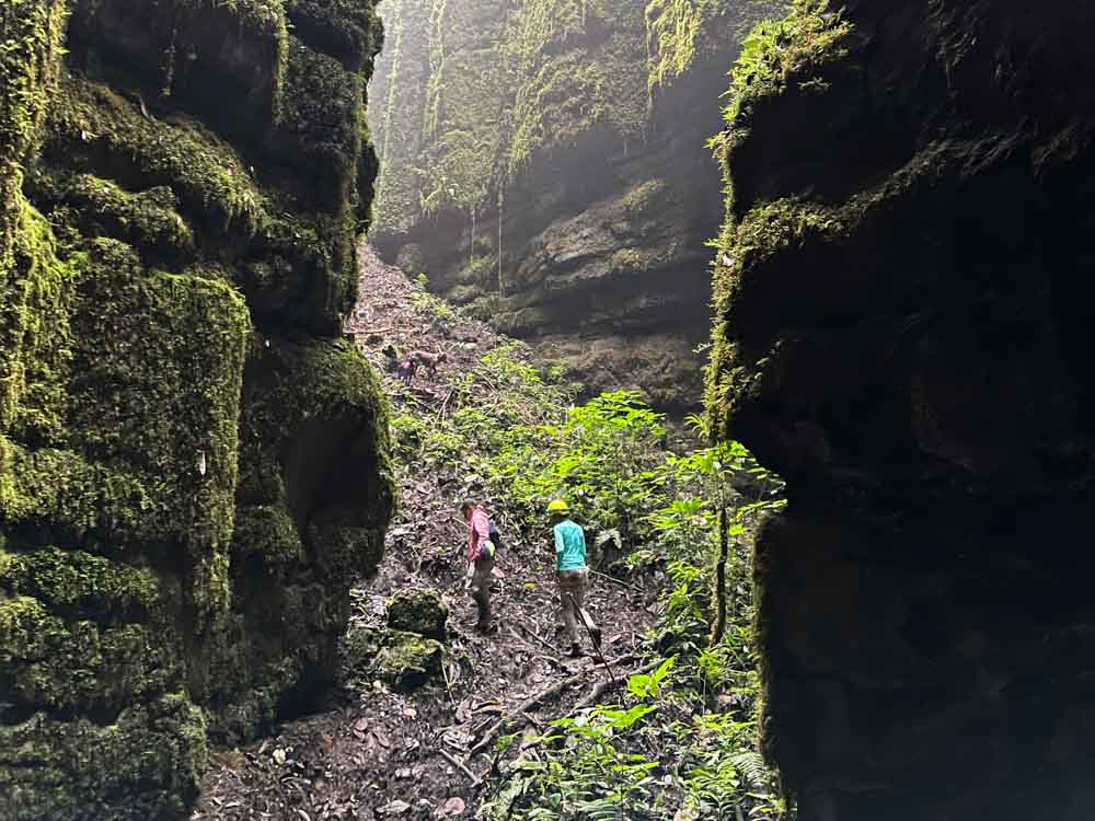 1.PEÑON - SANTANDER - CAVERNAS - CUEVAS - MARAVILLAS - LUGARES UNICOS - COLOMBIA - KÁRSTICA 1 (2)