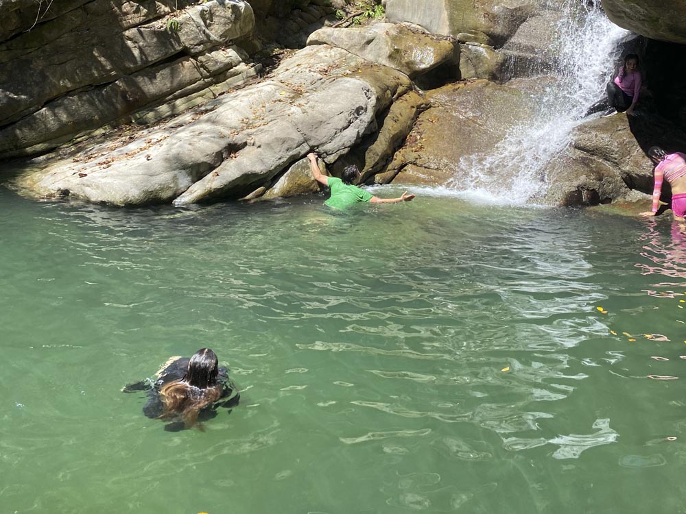 1.FERROCARRILES-RIESLES-TREN-SENDERISMO-CASCADA-SANTANDER1 (8)